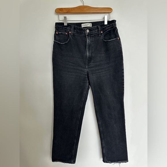 Abercrombie & Fitch Black High Rise Jeans - Picture 1 of 8
